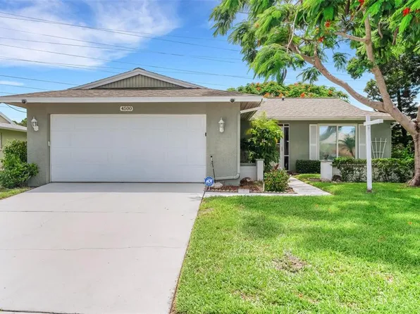 4500 Great Lakes Dr S, Clearwater, FL 33762