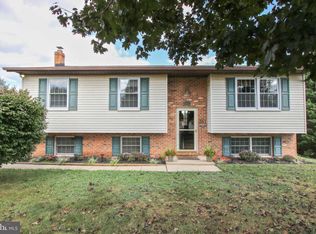 815 Velvet Run Dr, Westminster, MD 21157