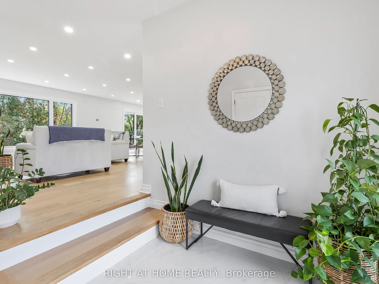 5 bed, $3,800 — Photo 3