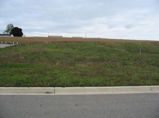 4335 Sunnyslope Dr, Hudsonville, MI 49426