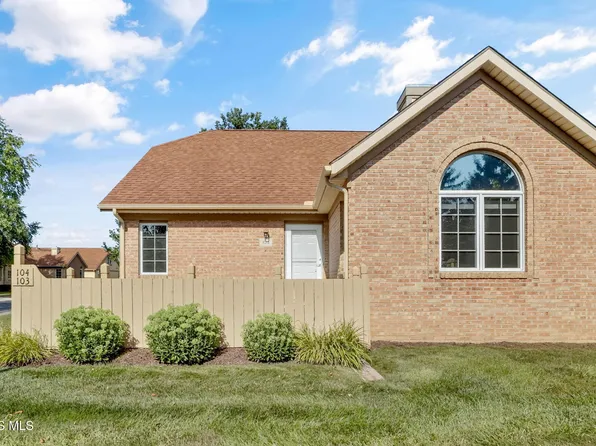 104 Turnbury Ln, Perrysburg, OH 43551