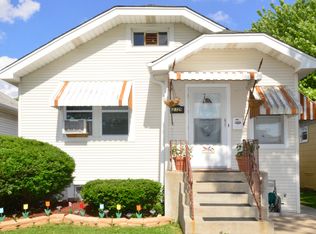 2729 N New England Ave, Chicago, IL