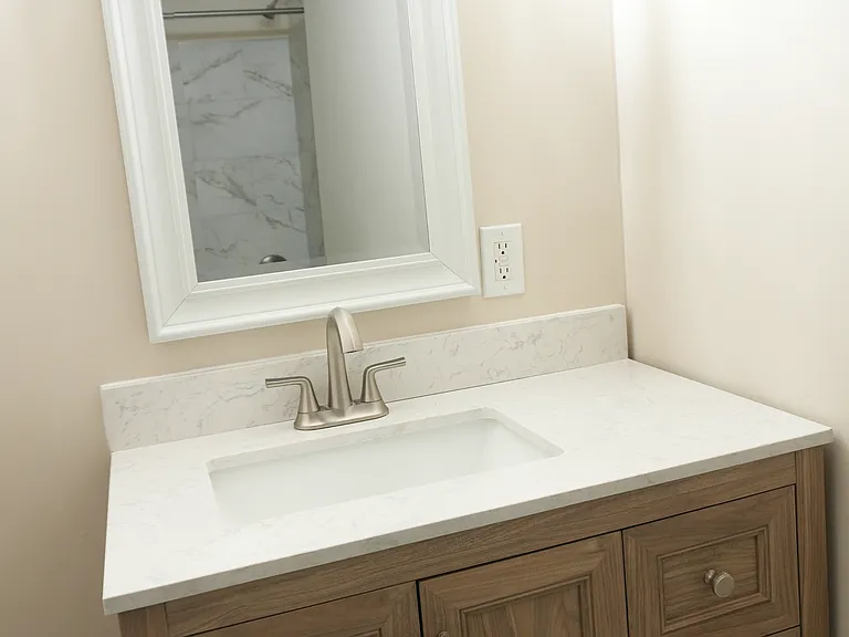 Edmondson Park Apartments — Photo 28