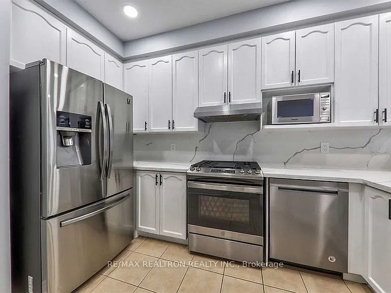 46 Blue Meadow Ct — Photo 4