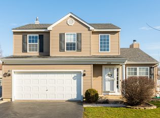 2054 Providence Dr, Bartlett, IL 60103