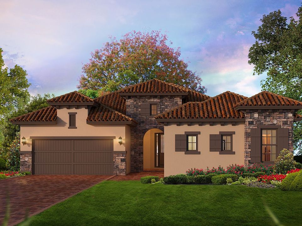 1st image of 580 Aldenham Ln