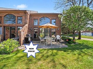 212 Harbor Dr, Ludington, MI 49431