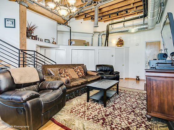 4th image of 1143 Auraria Pkwy Unit 105