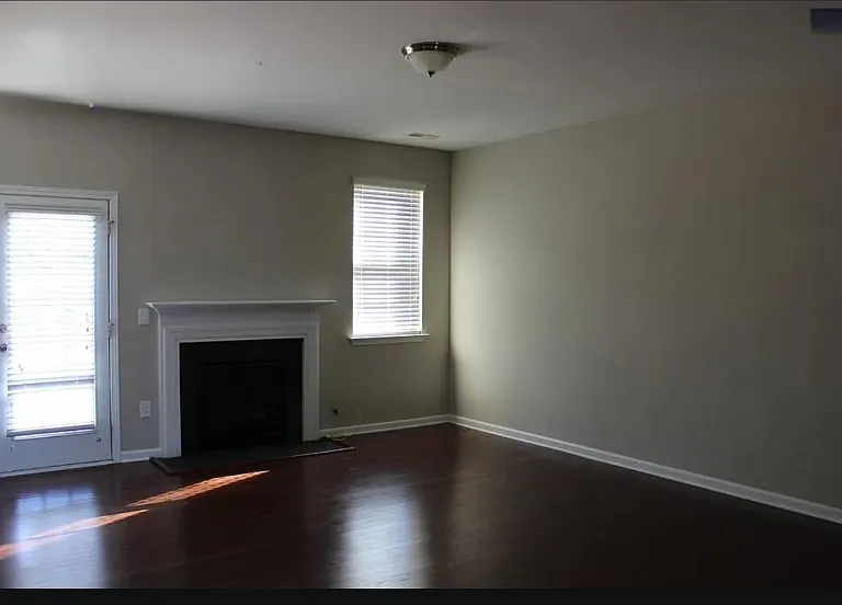 629 Sweet Laurel Ln — Photo 2
