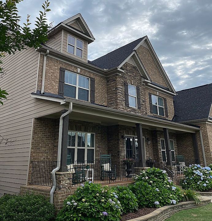 2nd image of 15 Quiet Creek Ct