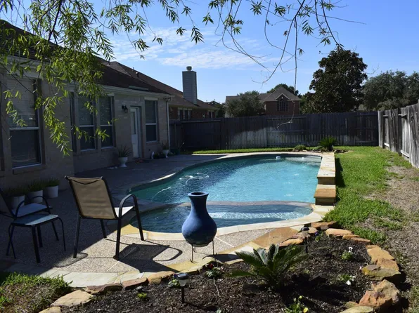 18022 Oak Orchard Ln, Cypress, TX 77433