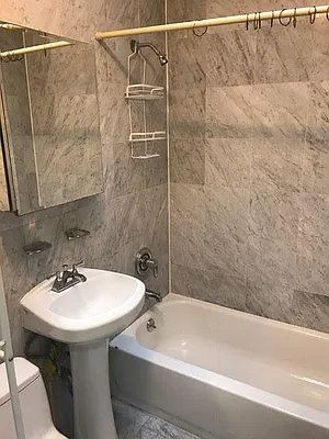 Rented by REAL New York | media 26