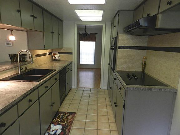 3rd image of 9211 Kempwood Dr
