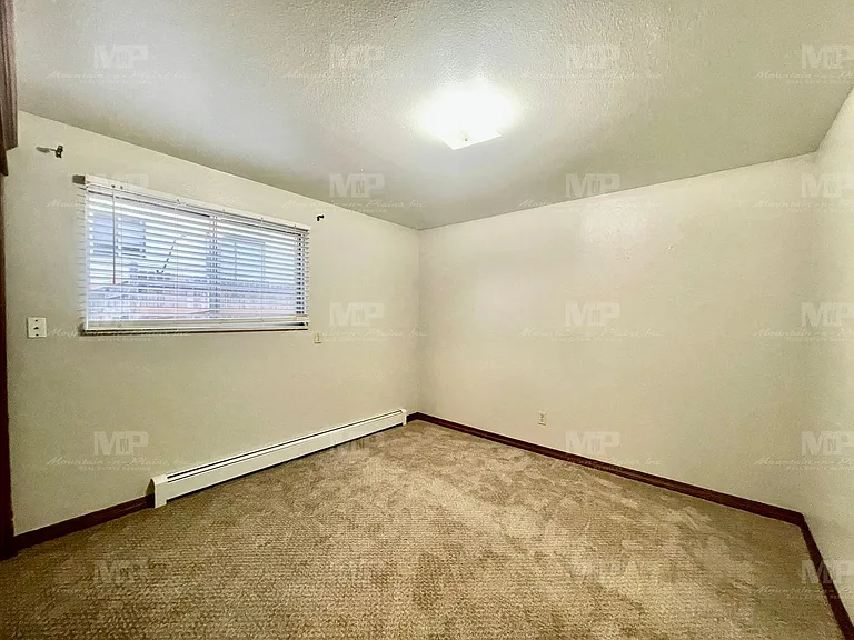 1628 Azalea Dr #3 — Photo 8