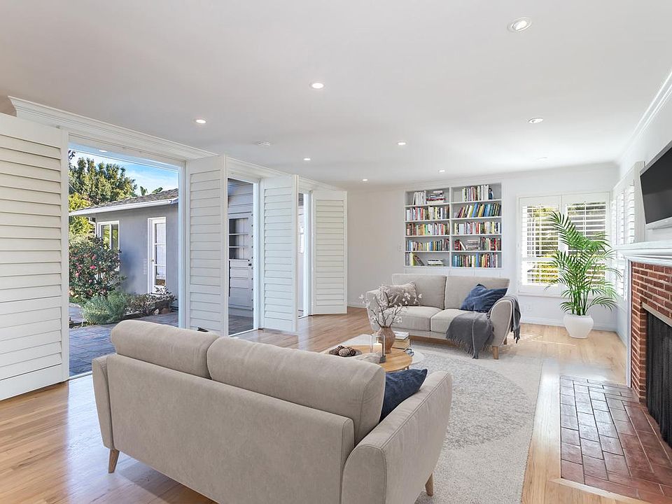 1st image of 632 Las Lomas Ave