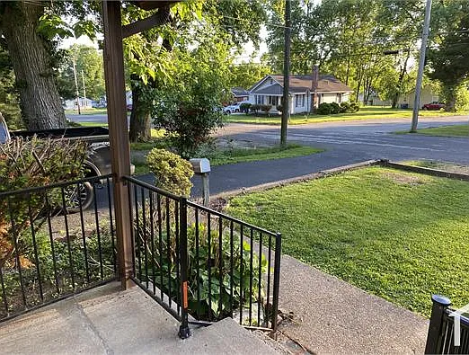 3702 Calvert Ave — Photo 11