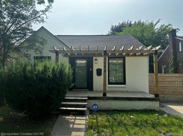 9240 Camley St, Detroit, MI 48224