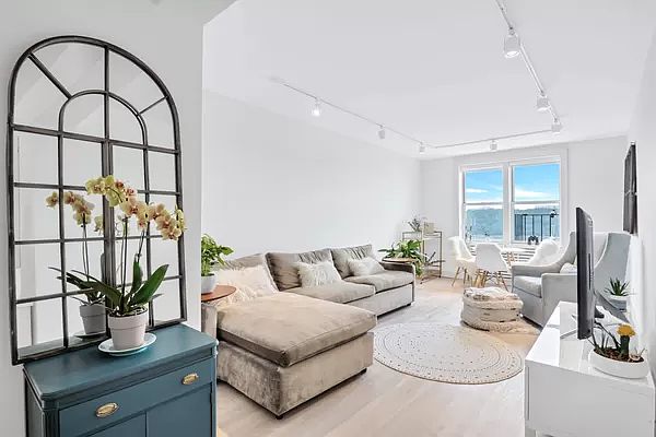 1st image of 330 Haven Ave APT 5L