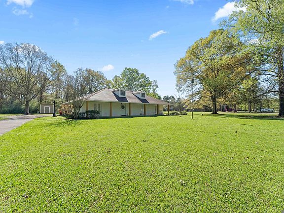 2nd image of 23362 Joe May Rd