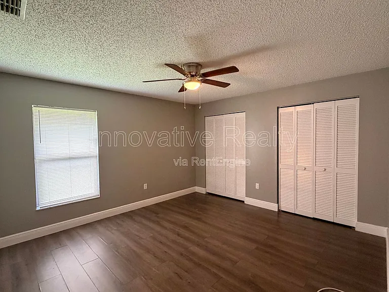 1025 Derbyshire Dr — Photo 17
