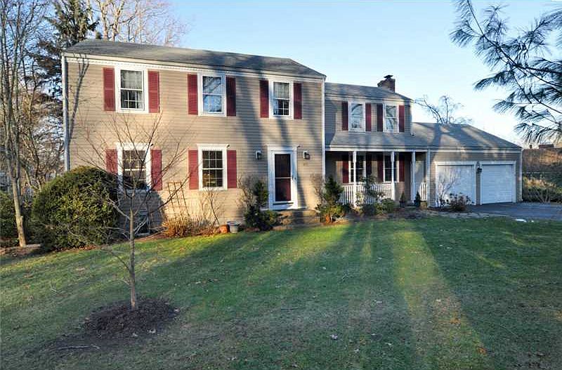 1st image of 48 N Lake Dr