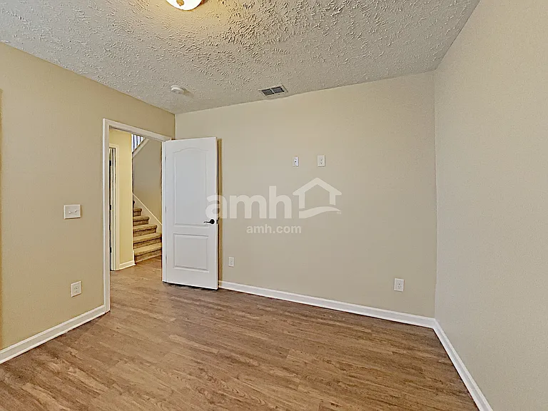808 Ottoe Ct — Photo 14