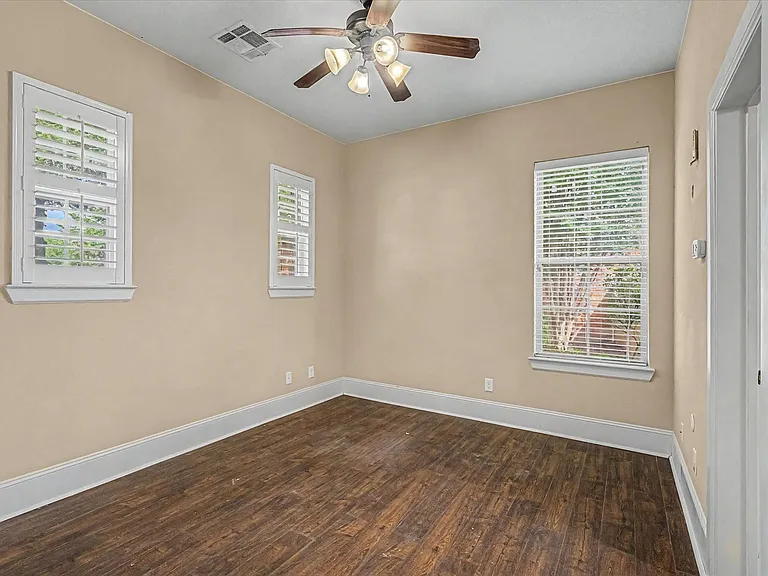 27123 Camirillo Creek Ln — Photo 36