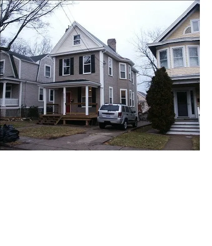 2748 Willard Ave photo 1