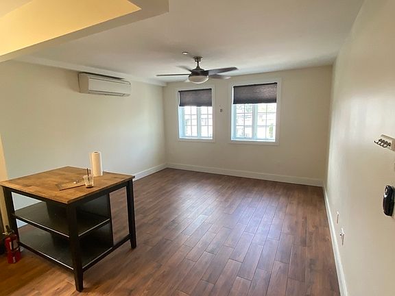 2nd image of 21-11 74th St #2