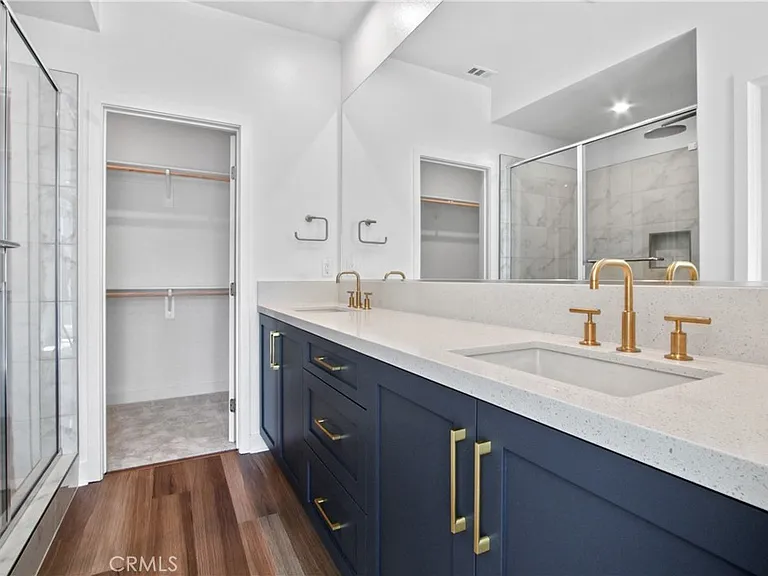 1410 W Bushell St — Photo 9