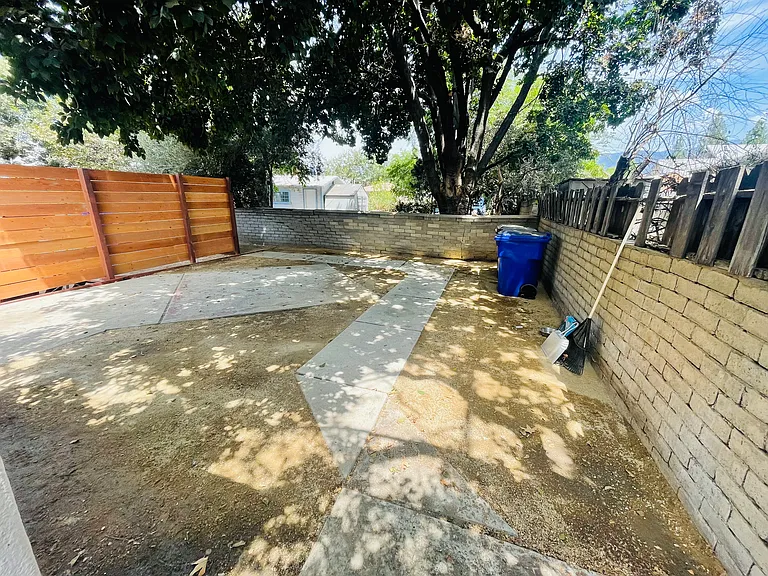 3115 N Pershing Ave #2 — Photo 8