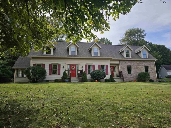 4163 W Meadowvale Dr, Bloomington, IN 47404