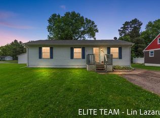 524 Rose St, Vicksburg, MI 49097