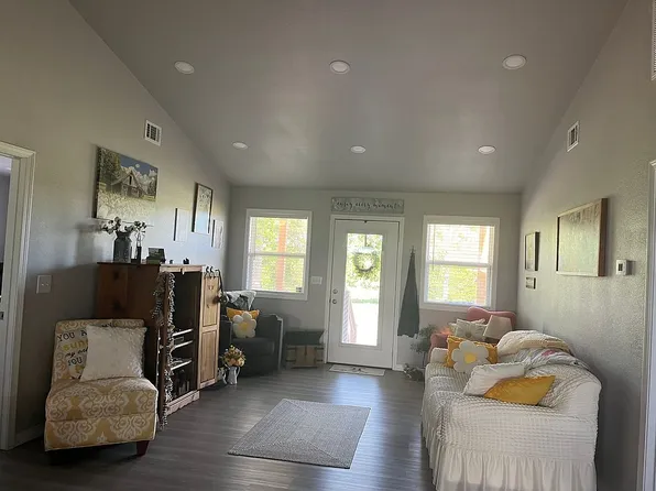 2517 Bonetown Rd, Sidney, AR 72577