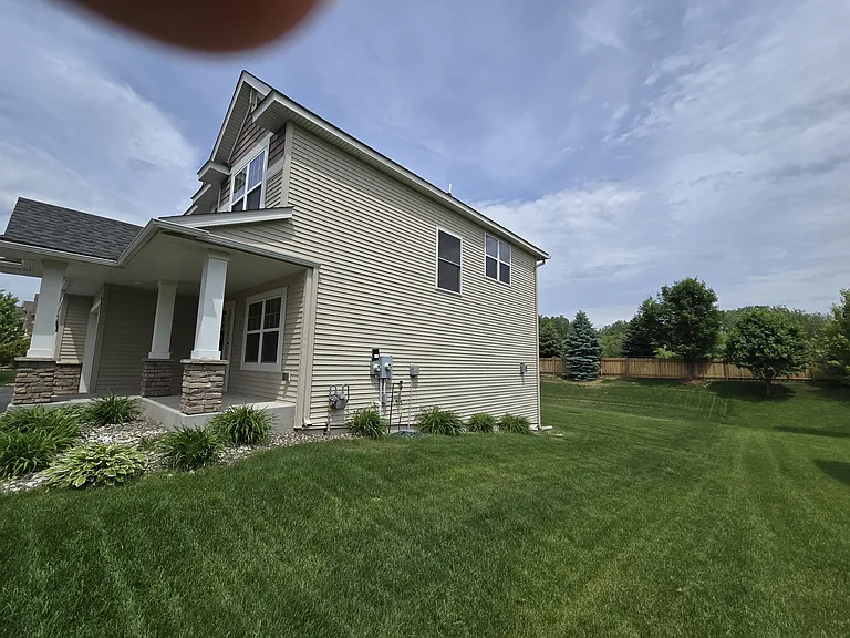 16574 Elm Creek Ct — Photo 32