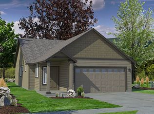 2449 NW Hemlock Way, Redmond, OR 97756