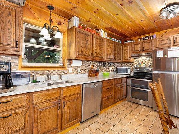 4th image of 181 Casey Branch Rd