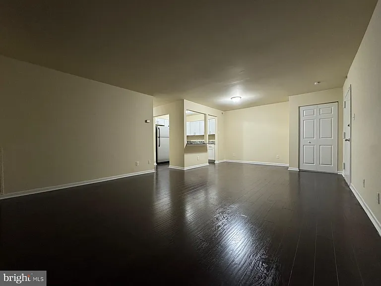 10127 Prince Pl #303-11A — Photo 5