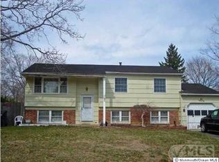 74 Patrician Dr, Toms River, NJ 08753