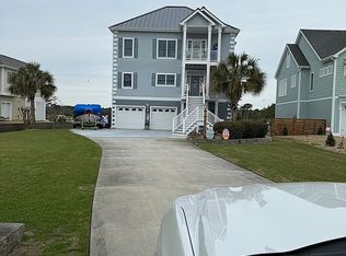 414 Safe Harbour Dr, Newport, NC 28570