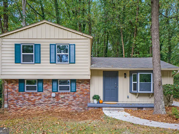 3946 Pin Oak Cir, Atlanta, GA 30340