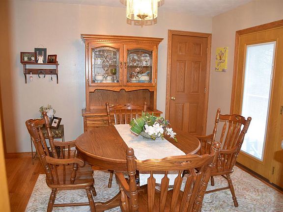 4th image of 3927 N Sugar Ln