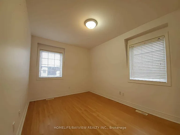 215 16th Ave #18 — Photo 11