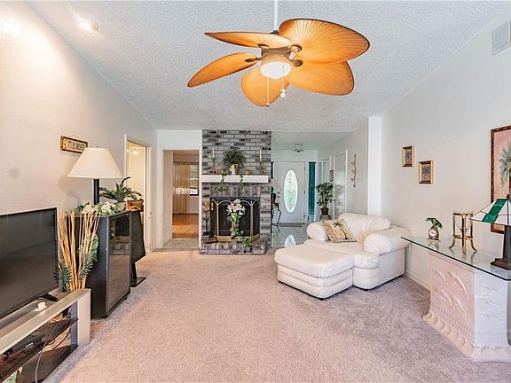 5th image of 1556 Patricia Ave