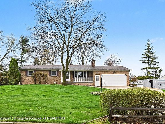 2nd image of 12795 Crescent Dr