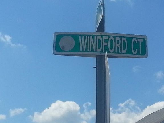 5th image of 348 Windford Ct