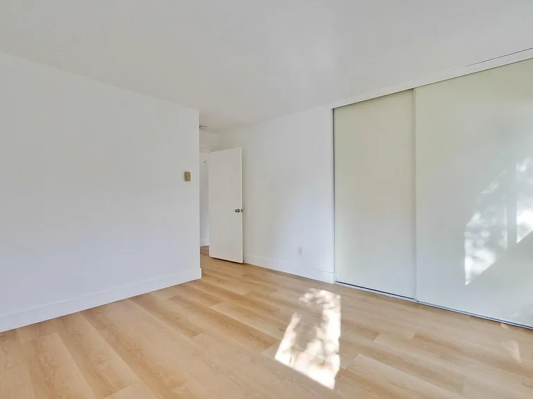 928 Wright Ave #303 — Photo 37