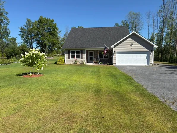 300 Robinson Rd, Plattsburgh, NY 12901