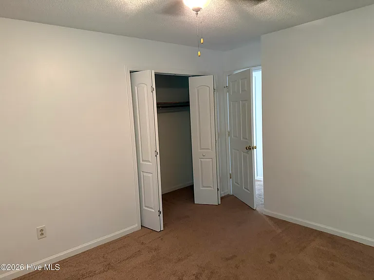 135 Twin Wood Dr — Photo 11