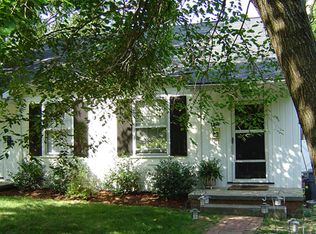 207 Friendly Ln #B, Chapel Hill, NC 27514